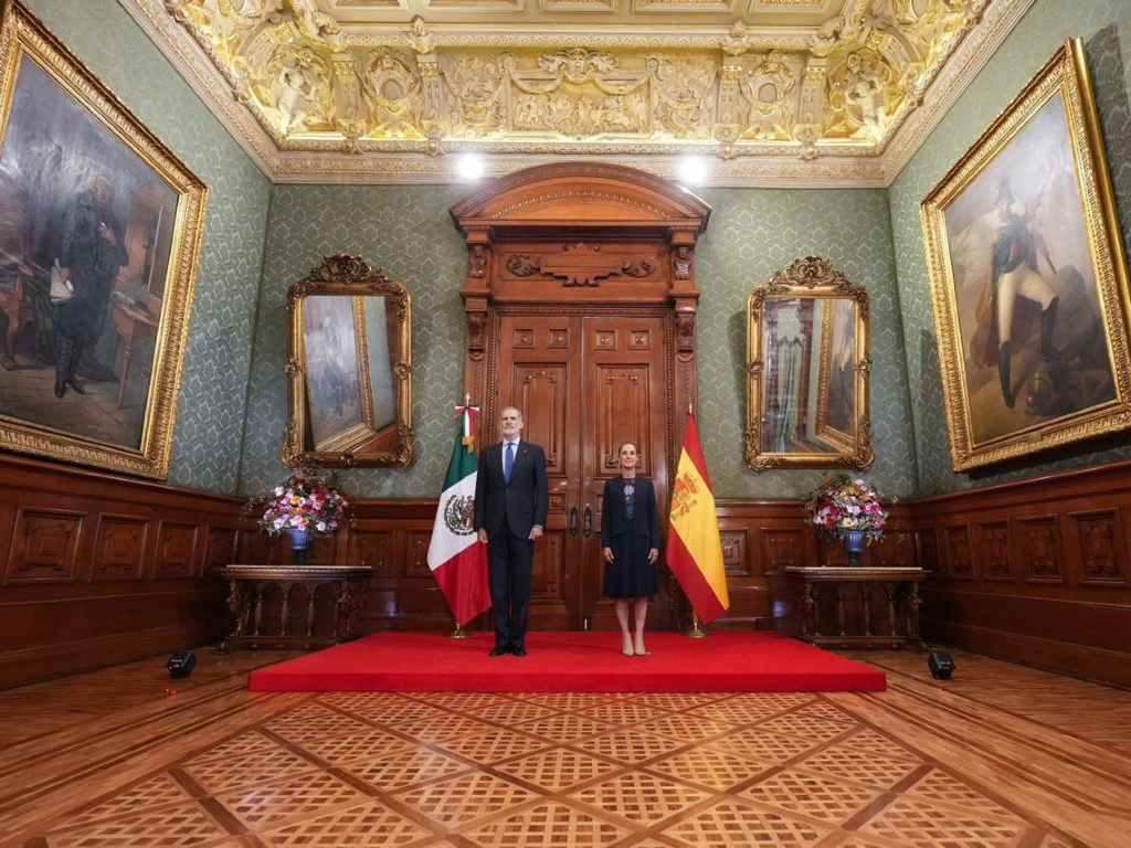 Recibe Claudia Sheinbaum en Palacio Nacional al Rey Felipe VI