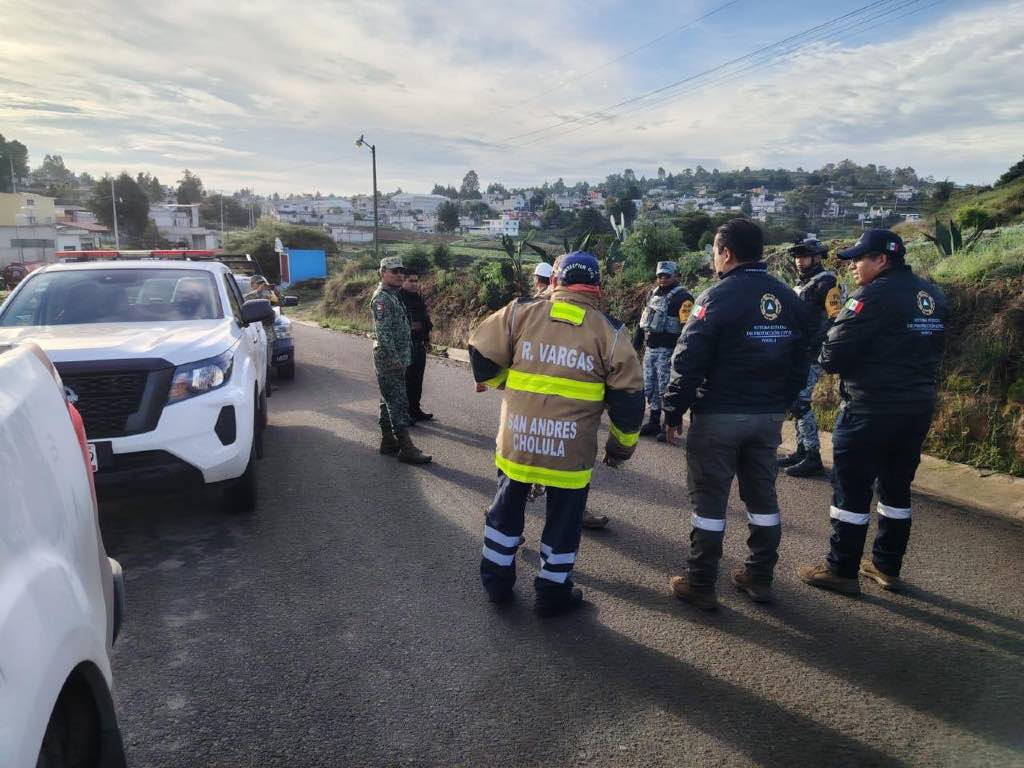 Evacúan a familias de Tlalancaleca por fuga de fas