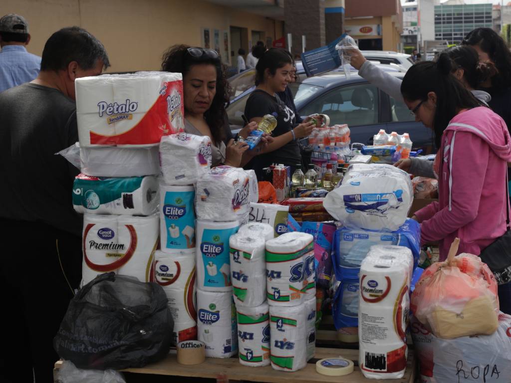 Puebla abre centros de acopio para apoyar a Venezuela