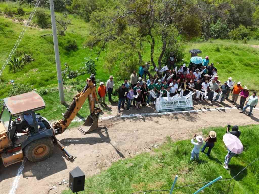Realizan ampliación de red de agua potable y drenaje sanitario en Amozoc