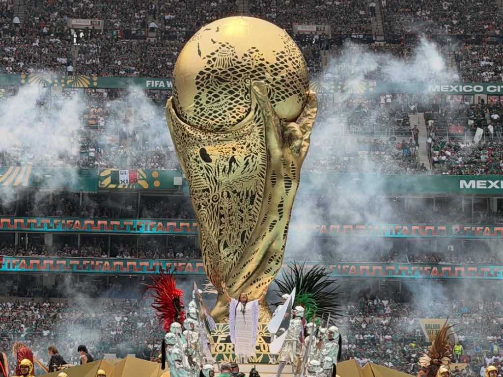 Shakira, Maná, Belinda y Los Ángeles Azules deslumbran en la inauguración del Mundial 2026 en el Estadio Azteca