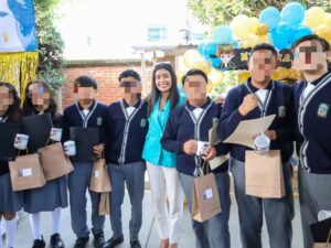 Secretaría de Deporte y Juventud celebra logros de estudiantes del CAM Jean Piaget