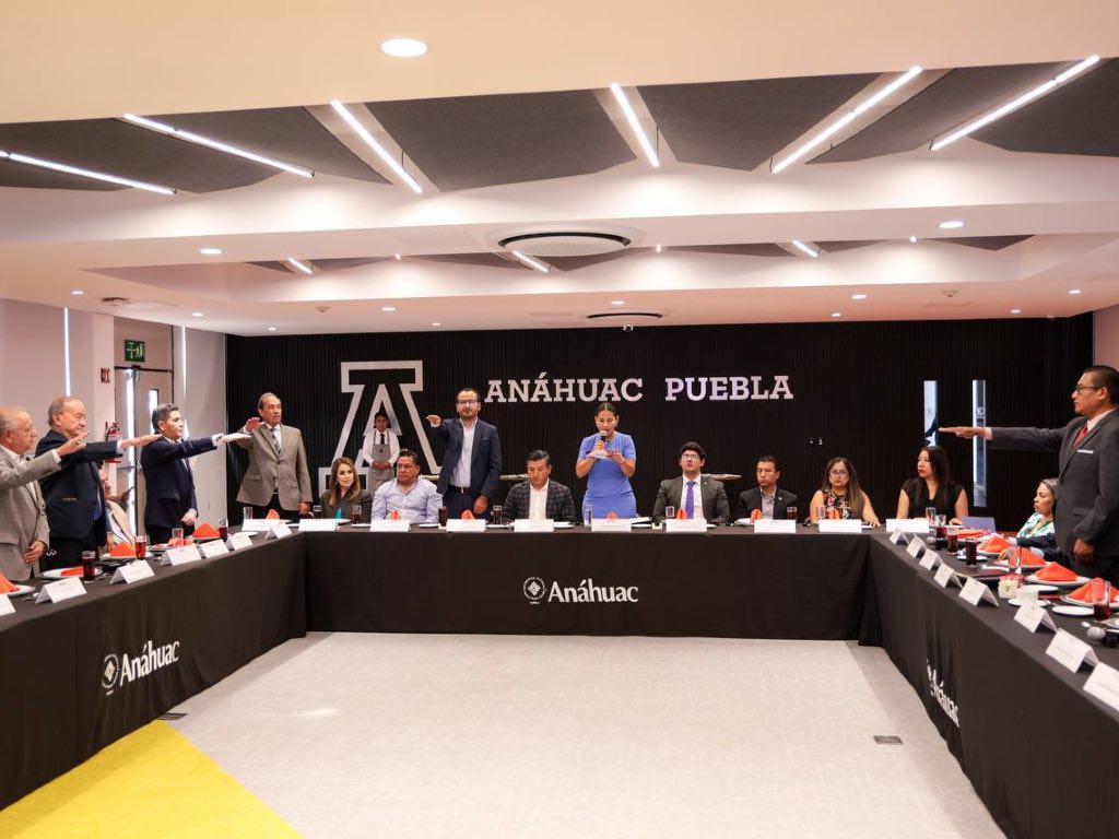 Presenta Lupita Cuautle avances ante el Consejo Municipal de Simplificación y Digitalización