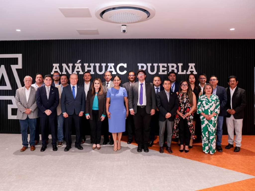 Presenta Lupita Cuautle avances ante el Consejo Municipal de Simplificación y Digitalización