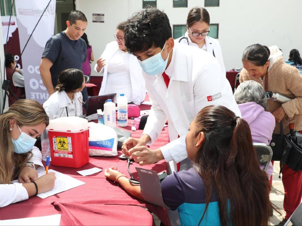 Encabeza Pepe Chedraui Jornada Integral Imparable para acercar servicios y apoyos a las familias poblanas