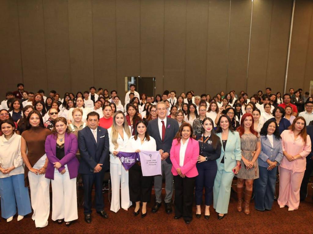 Impulsan acciones para garantizar los derechos digitales de las mujeres en la capital