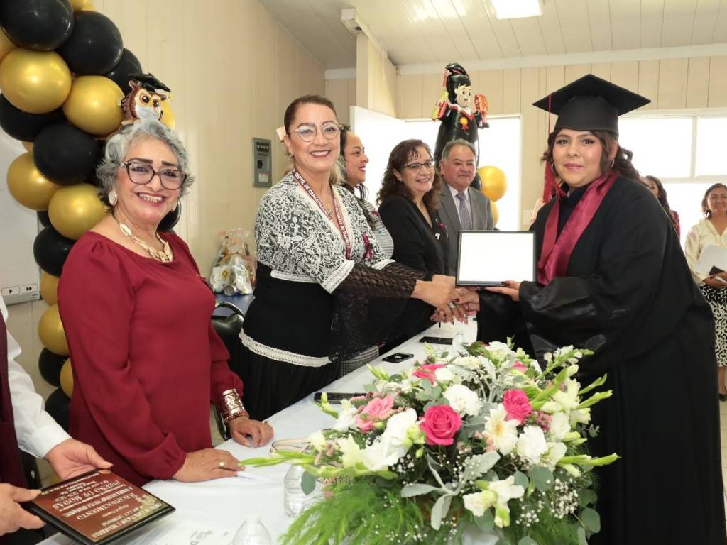 Impulsan en Cholula la capacitación para el desarrollo a través del CECADE
