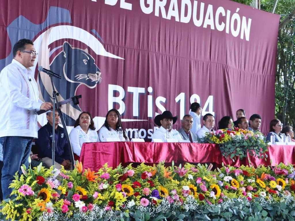 Reafirma Pável Gaspar trabajo legislativo para fortalecer la educación