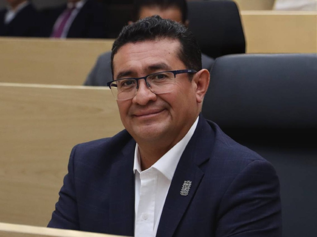 Presenta diputado Pável Gaspar iniciativa para fortalecer la eficiencia y organización del trabajo legislativo