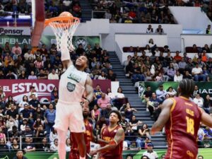 Disfrutan del regreso del básquetbol profesional a Puebla con Lobos