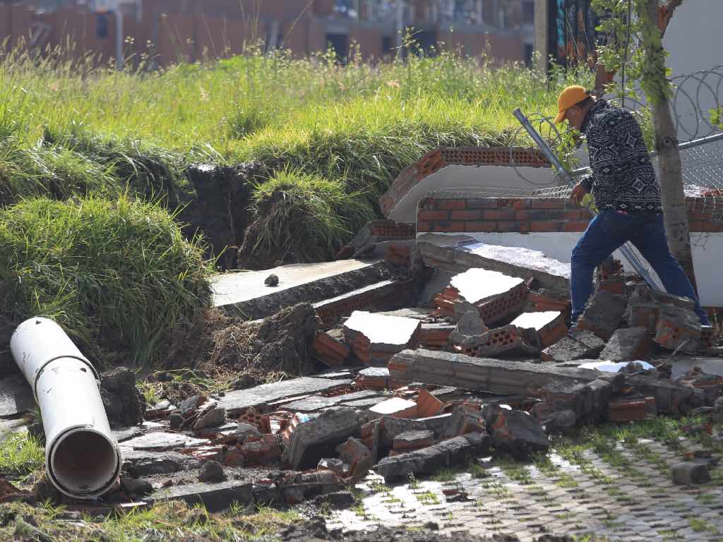 Ayuntamiento de San Pedro Cholula condonará costos de derribo de bardas en riesgo