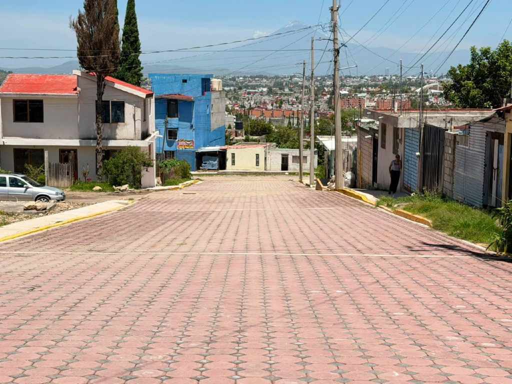 Concluye Gobierno de Puebla adoquinamiento de la Privada 18 de Marzo en Santo Tomás Chautla