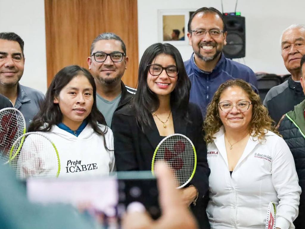 Fortalece Deporte y Juventud capacitación de bádminton a entrenadoras y entrenadores de Puebla