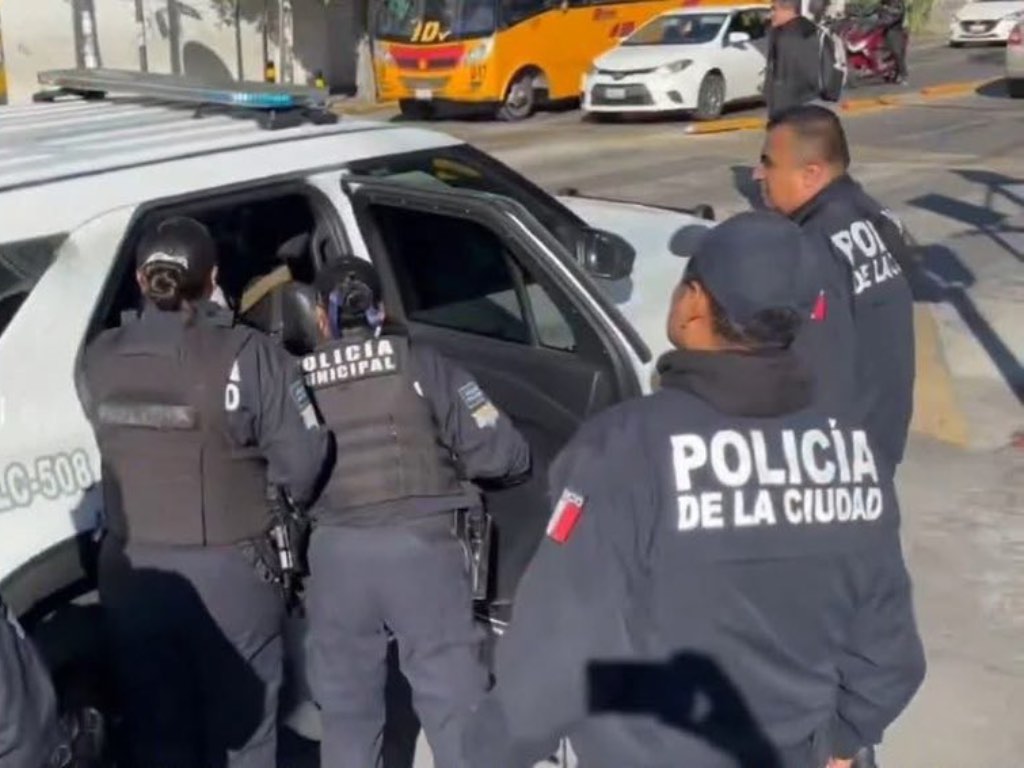 Detienen a seis presuntos carteristas que operaban en la zona de Medicina BUAP