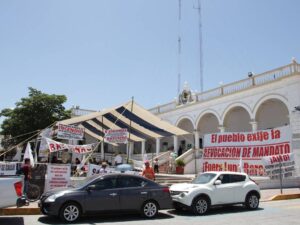 Congreso definirá perfiles para Concejo Municipal de Acatlán; descartan a Vega Rayet