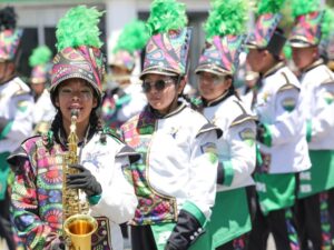 Música, talento y orgullo en el Desfile Estatal de la Juventud de Puebla