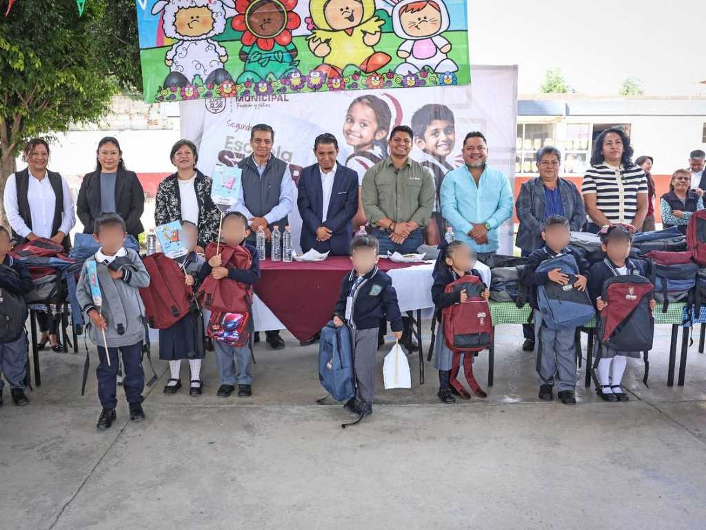 Inicia Omar Muñoz programa “Escuela Segura 2026” en Cuautlancingo