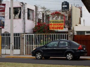 Vecinos de Jardines de San Manuel rechazan ciclovía en Circunvalación