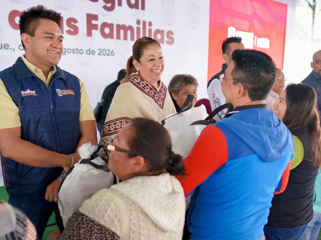 Entrega Laura Artemisa 464 mil pesos de Obra Comunitaria en San Felipe Hueyotlipan