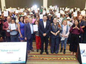 "Volver a Crecer" libera deudas y protege el patrimonio de mil 115 familias en Puebla