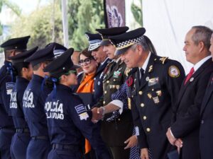 Reconocen labor de policías en Puebla; tendrán aumento salarial del 9% en septiembre