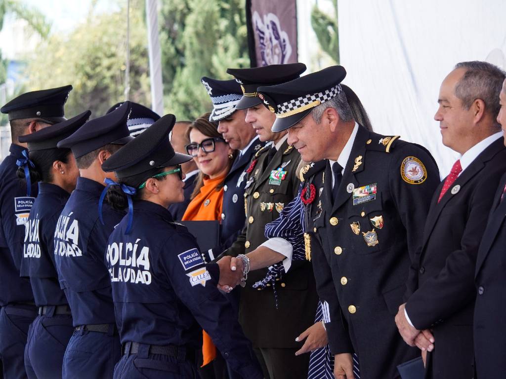 Reconocen labor de policías en Puebla; tendrán aumento salarial del 9% en septiembre