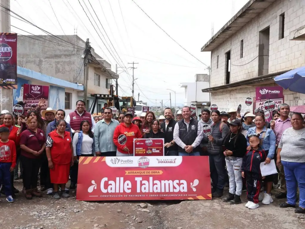 Comienza rehabilitación vial en San Pablo Xochimehuacan