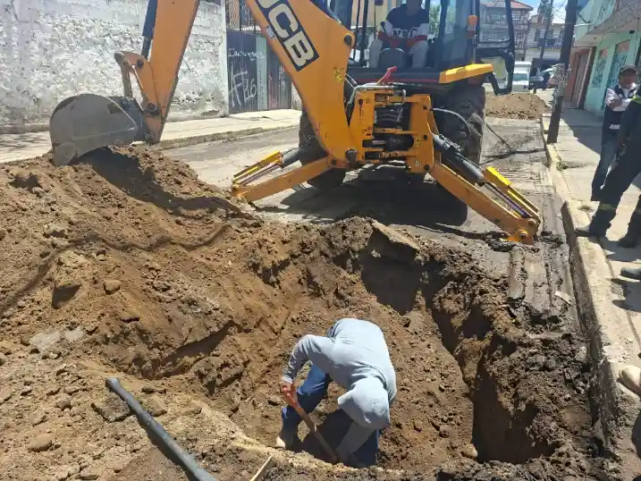 Inicia Agua de Puebla rehabilitación de redes de agua potable y drenaje en la colonia Ignacio Zaragoza