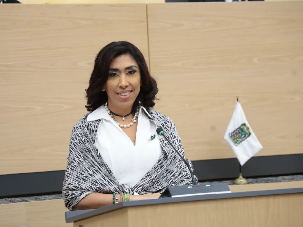Promueve Norma Pimentel iniciativa para incorporar el acecho como una forma de violencia contra las mujeres