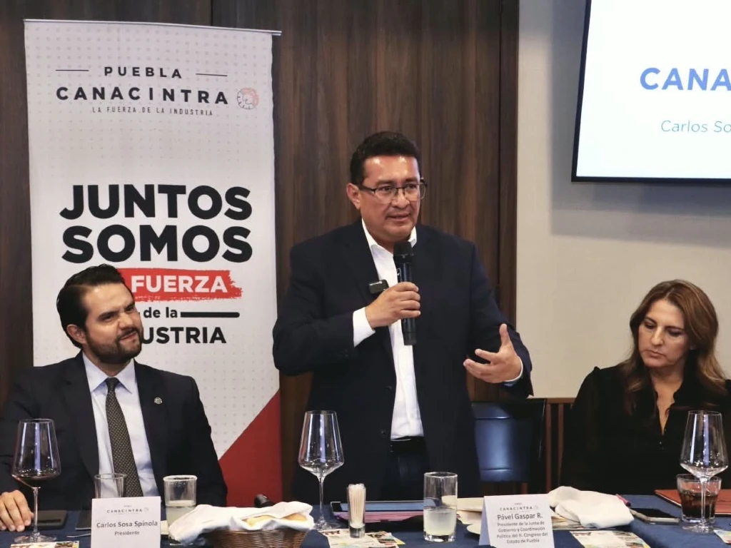 Destaca Pável Gaspar colaboración entre el Poder Legislativo y el sector empresarial a