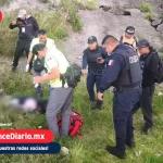 Hombre sobrevive tras caer del Periférico Ecológico en Puebla