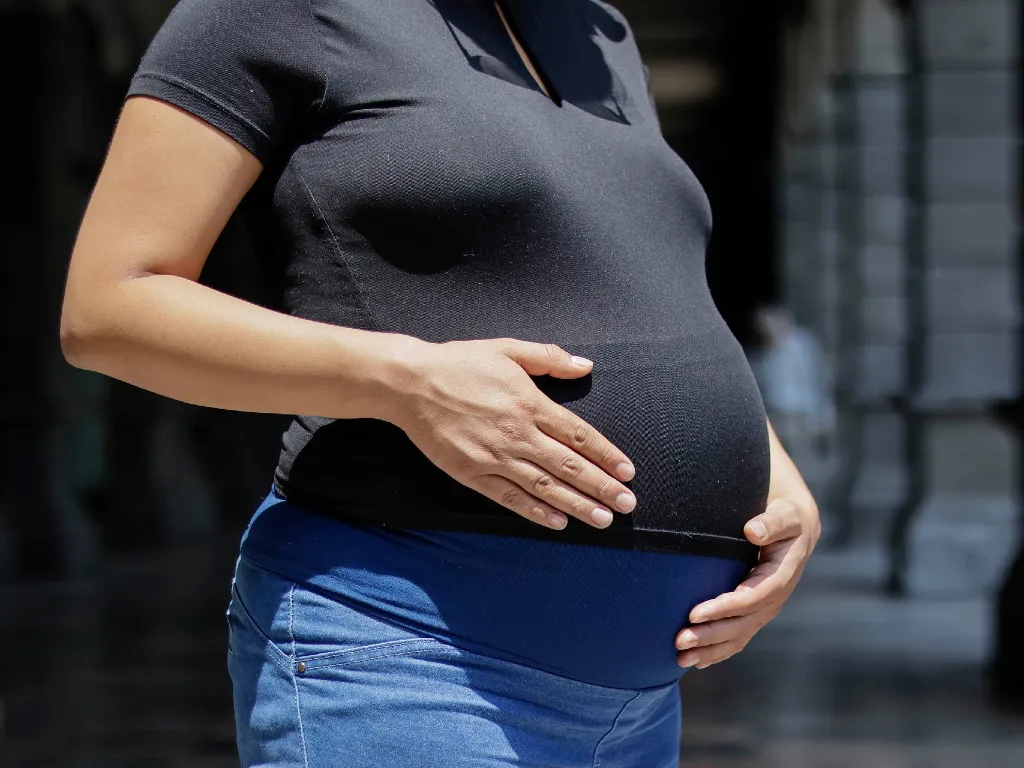 Congreso de Puebla analizará posturas a favor y en contra de la gestación subrogada