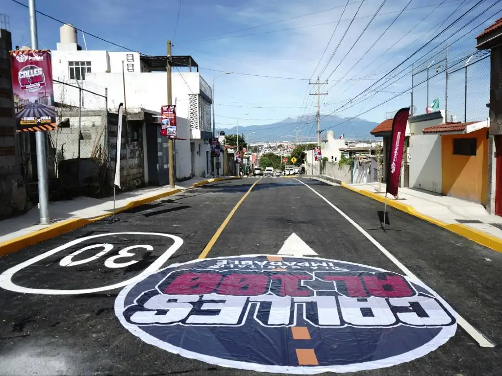 Entregan obras de pavimentación en la Junta Auxiliar de San Jerónimo Caleras