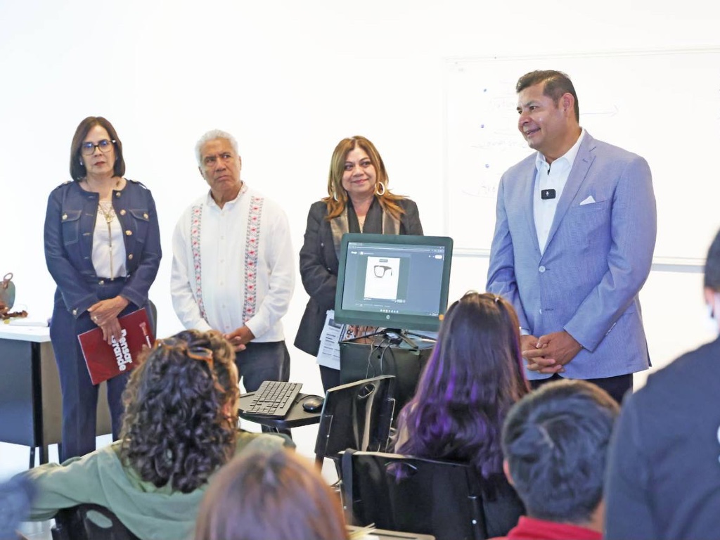 UNICREA amplía oportunidades de formación profesional y acceso a la cultura para jóvenes: Armenta